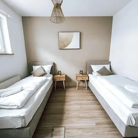Apartment Doreyhome P6 I Modern Flat Ruhige Lage I 11 Personen Passau