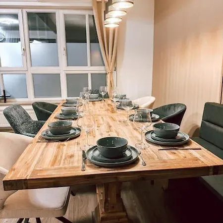 Doreyhome P6 I Modern Flat Ruhige Lage I 11 Personen Apartment Passau