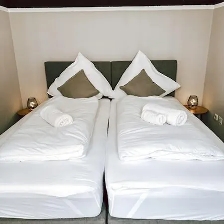 Doreyhome P6 I Modern Flat Ruhige Lage I 11 Personen Daire